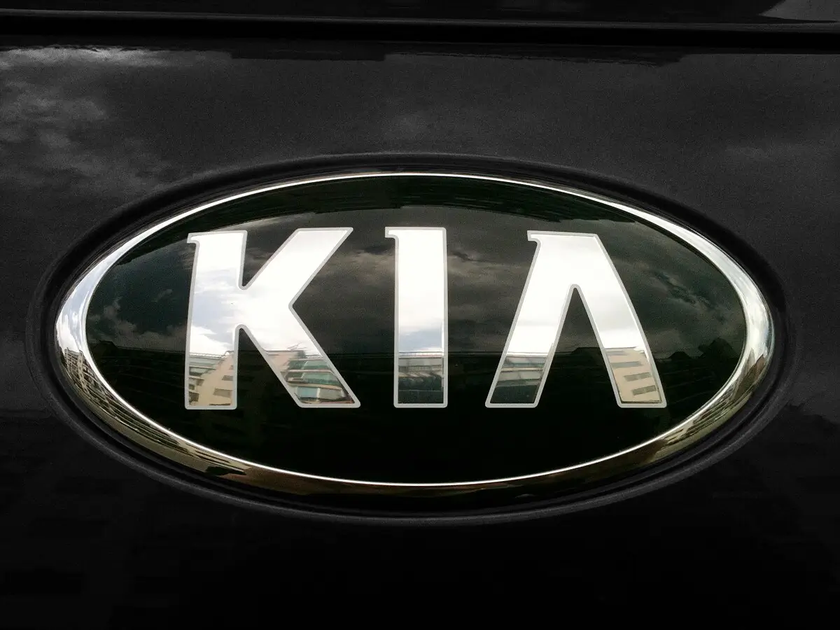 Kia Clavis